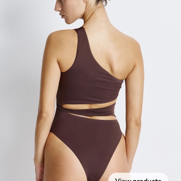 H&M two set of padded- cup high- leg swimsuit - Picture 2 of 11